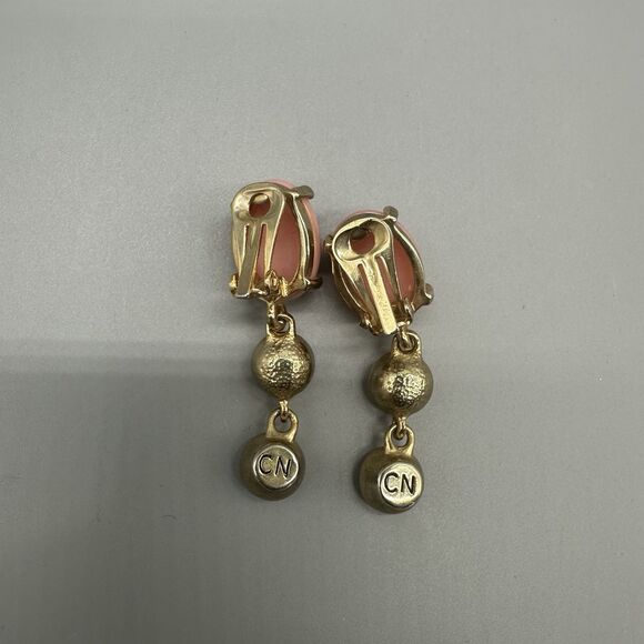 Vintage Faux Coral Glass Designer Runway Earrings Clips - Picture 2 of 7
